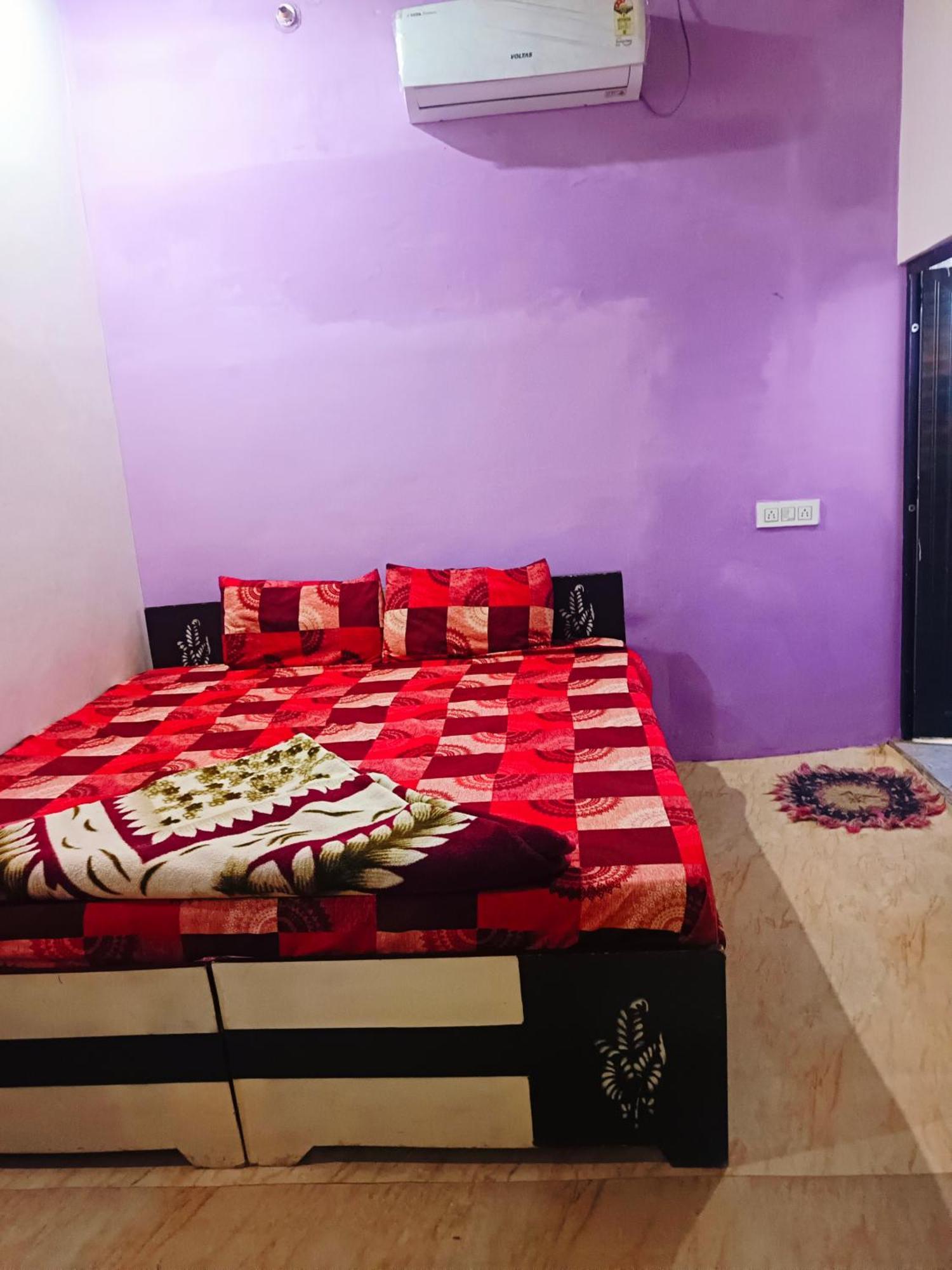 Jay Shree Radhey Home Stay Mathura Kültér fotó